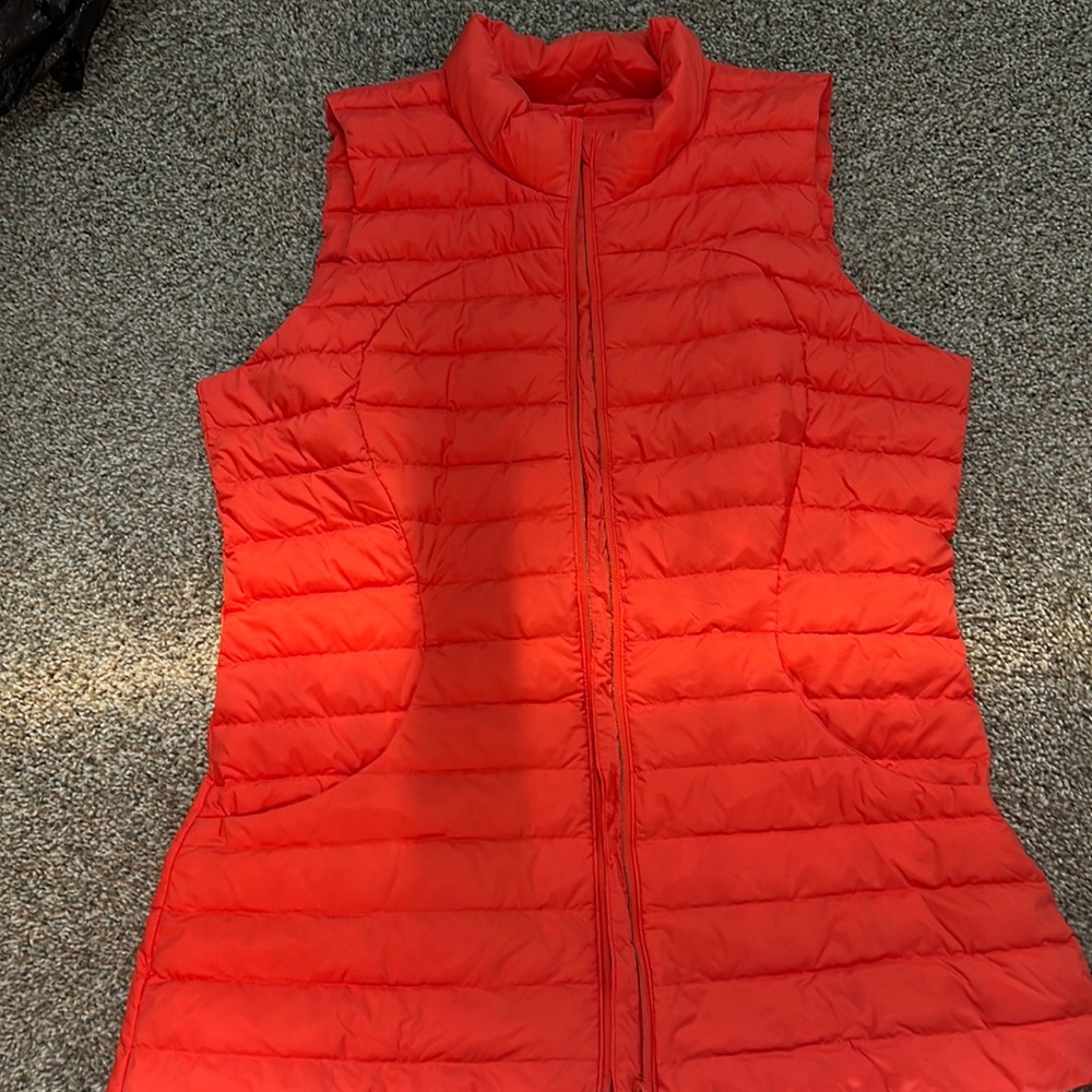 Lululemon packable vest